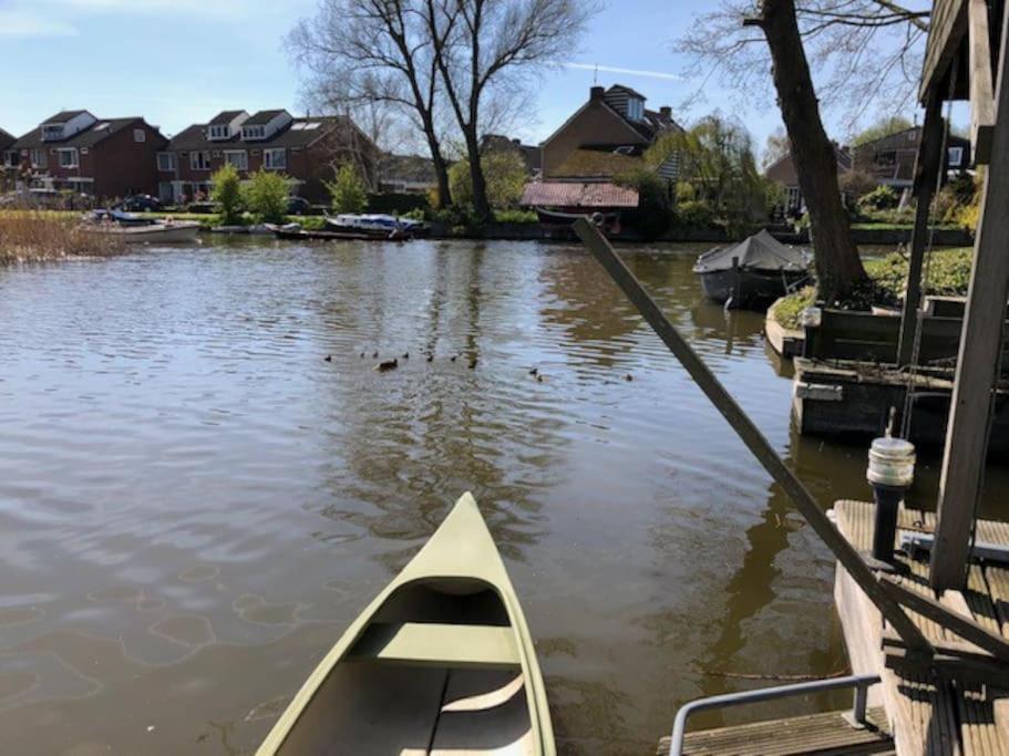 فيلا Gezellige Pipo Met Grote Schommel Aan Het Water ميديمبليك المظهر الخارجي الصورة